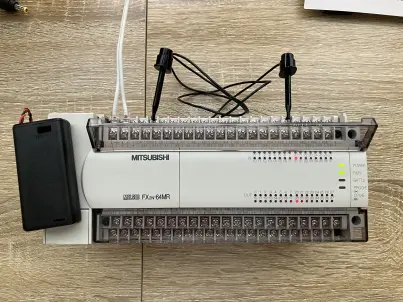 FX2N-64MR